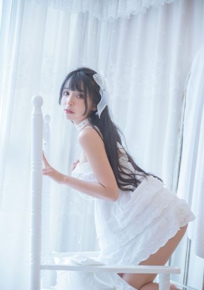 晚上进了二女小妍身体