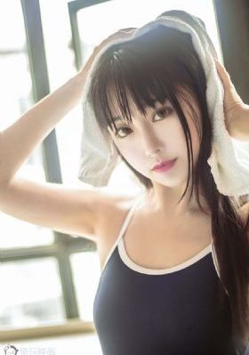 年轻的女学生8
