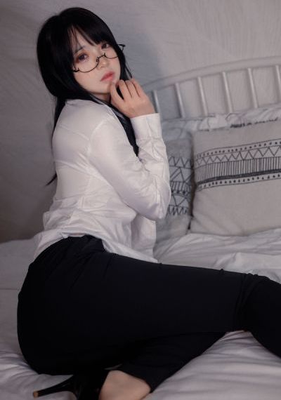 魔法少女与恶曾是敌人. 动漫