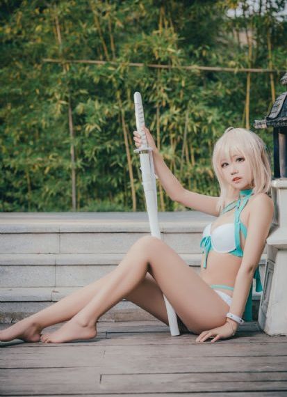 金花瓶楷梅花